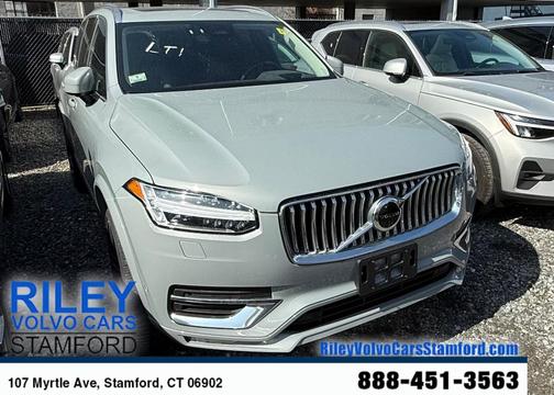 2024 Volvo XC90 B6 Ultimate Bright Theme 6-Seater