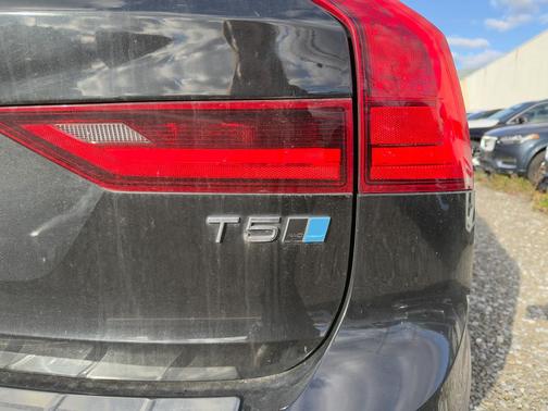 2018 Volvo V90 Cross Country T5