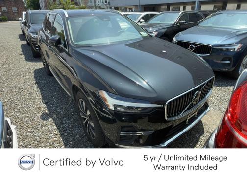 2023 Volvo XC60 B5 Plus Bright Theme