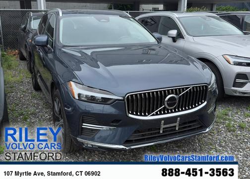 2022 Volvo XC60 B5 Inscription