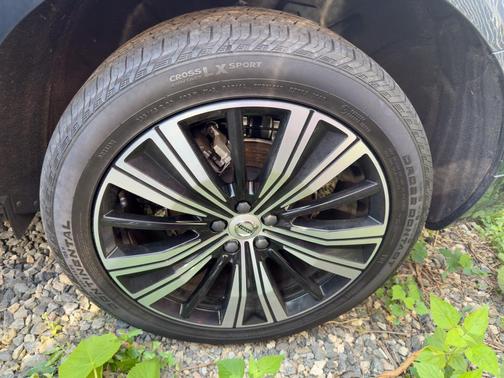 2022 Volvo XC60 B5 Inscription