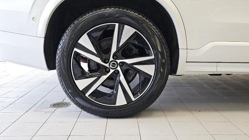 2022 Volvo XC90 Recharge Plug-In Hybrid T8 R-Design Extended Range 7P
