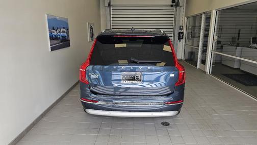 2022 Volvo XC90 Recharge Plug-In Hybrid T8 Inscription Expression 6 Passenger