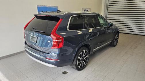 2022 Volvo XC90 Recharge Plug-In Hybrid T8 Inscription Expression 6 Passenger