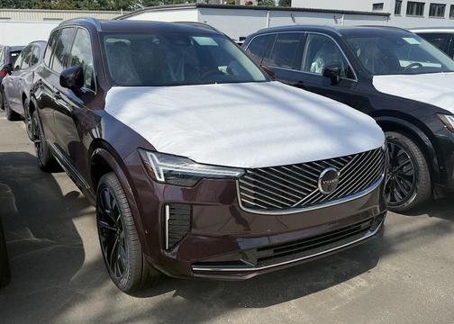 2026 Volvo XC90 B5 Plus 7-Seater