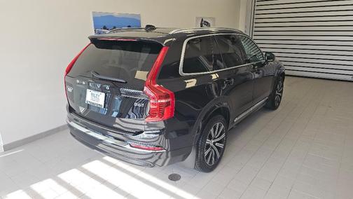 2024 Volvo XC90 B6 Plus Bright Theme 6-Seater