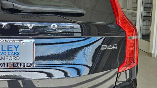2024 Volvo XC90 B6 Plus Bright Theme 6-Seater