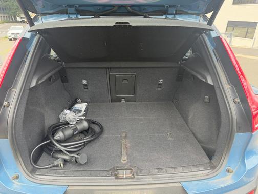 2023 Volvo XC40 Recharge Pure Electric Twin Plus