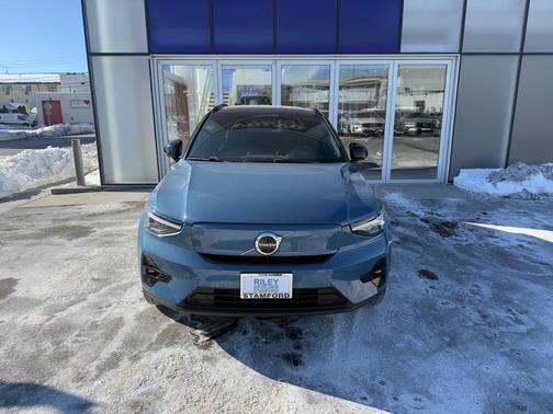 2023 Volvo XC40 Recharge Pure Electric Twin Plus