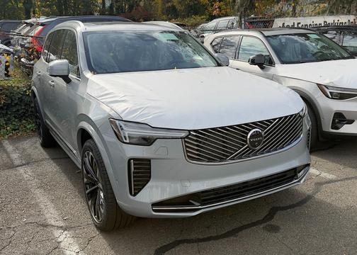 2026 Volvo XC90 B6 Plus 7-Seater