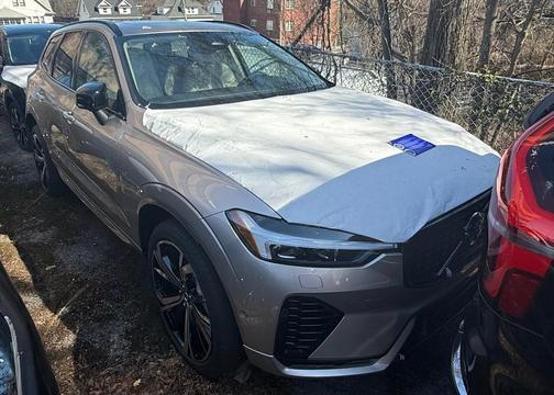 2025 Volvo XC60 Plug-In Hybrid T8 Ultra