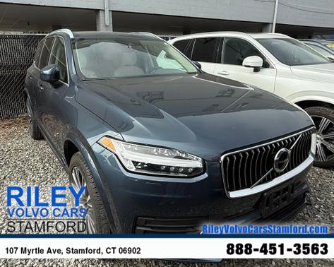 2022 Volvo XC90 T6 AWD Momentum 7 Seater