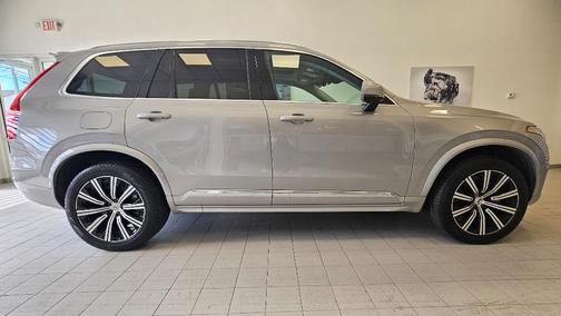 2024 Volvo XC90 B5 Core Bright Theme