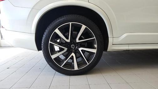 2022 Volvo XC90 T6 Momentum 6 Passenger