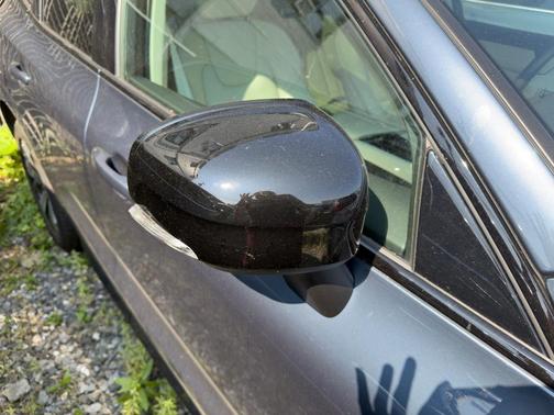 2024 Volvo XC60 Recharge Plug-In Hybrid T8 Plus Dark Theme