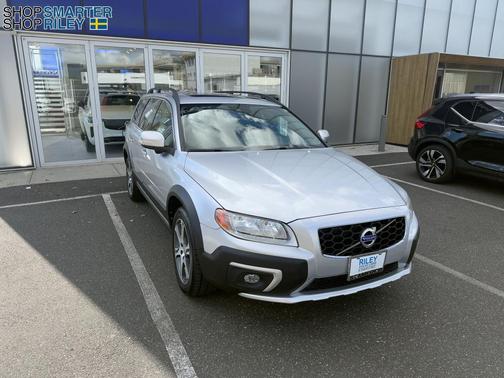 2015 Volvo XC70 T6
