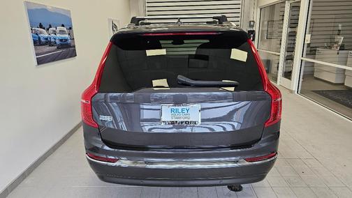 2024 Volvo XC90 B6 Ultimate Bright Theme 7-Seater