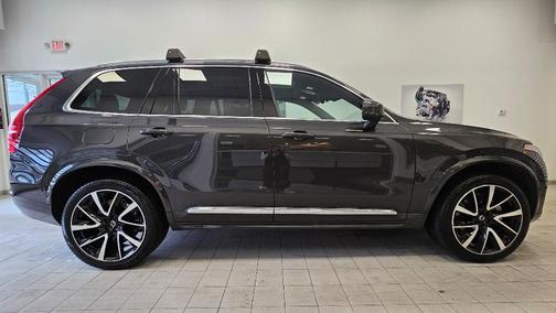 2024 Volvo XC90 B6 Ultimate Bright Theme 7-Seater