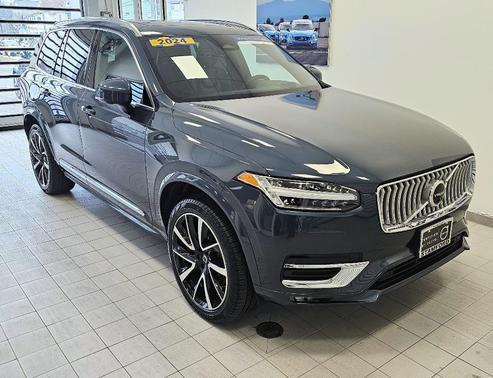 2024 Volvo XC90 B6 Ultimate Bright Theme 7-Seater