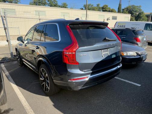 2024 Volvo XC90 B6 Ultimate Bright Theme 7-Seater