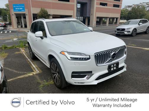 2022 Volvo XC90 T6 Inscription 7 Passenger