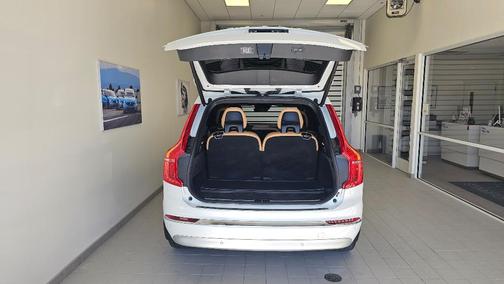 2022 Volvo XC90 T6 Inscription 7 Passenger