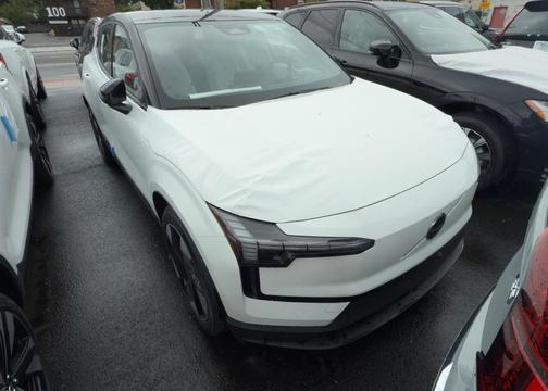 2025 Volvo EX30 Twin Motor Plus