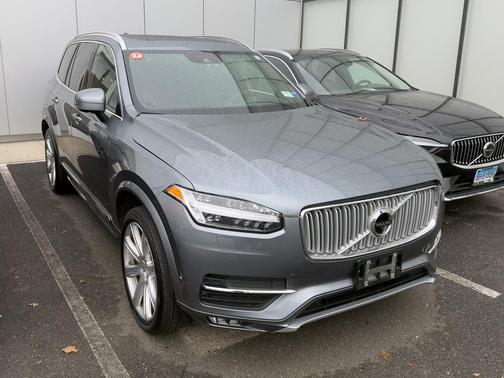 2018 Volvo XC90 T6 Inscription