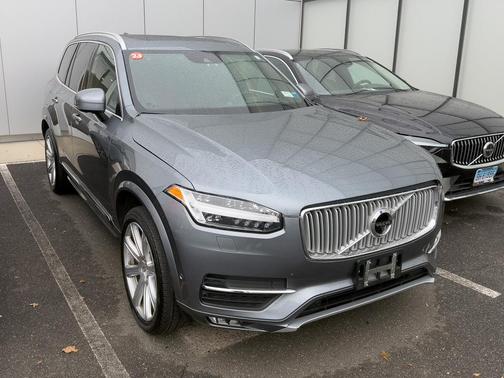 2018 Volvo XC90 T6 Inscription