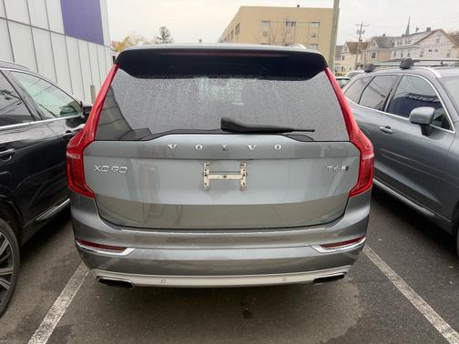 2018 Volvo XC90 T6 Inscription