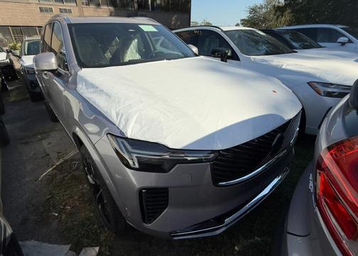 2026 Volvo XC90 B6 Plus 7-Seater