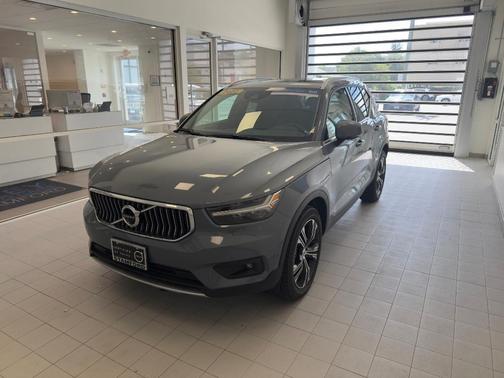 2022 Volvo XC40 T5 Inscription