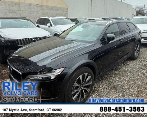 2024 Volvo V90 Cross Country B6 Plus
