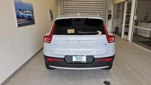 2022 Volvo XC40 T5 Inscription