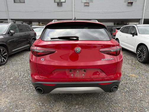 2018 Alfa Romeo Stelvio Ti