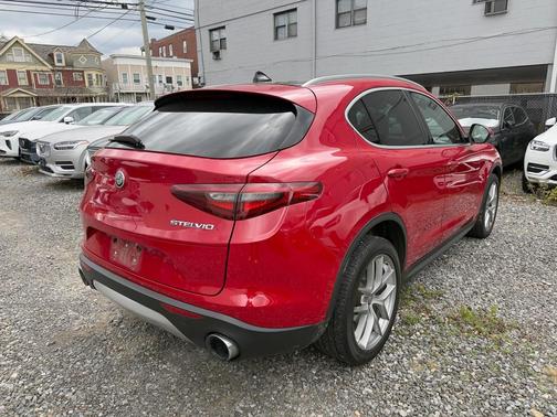 2018 Alfa Romeo Stelvio Ti