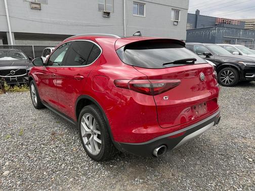 2018 Alfa Romeo Stelvio Ti