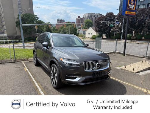 2024 Volvo XC90 Recharge Plug-In Hybrid T8 Plus Bright Theme 7-Seater