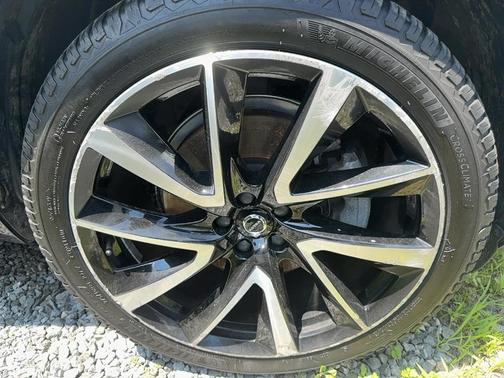 2022 Volvo XC90 T6 Momentum 7 Passenger