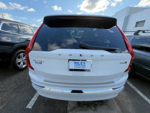 2023 Volvo XC90 B6 Ultimate 6-Seater