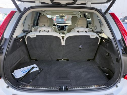 2023 Volvo XC90 B6 Ultimate 6-Seater