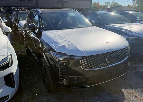 2026 Volvo XC90 B6 Plus 7-Seater