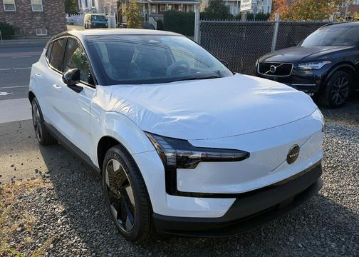 2026 Volvo EX30 TWIN MOTOR PLUS