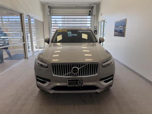2023 Volvo XC90 Recharge Plug-In Hybrid T8 Plus Bright Theme 7-Seater