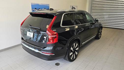 2023 Volvo XC90 Recharge Plug-In Hybrid T8 Ultimate 6-Seater