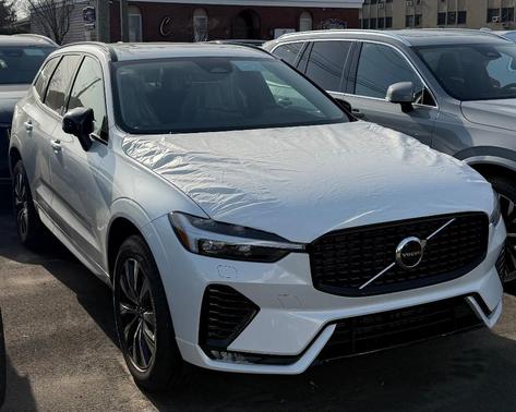 2025 Volvo XC60 B5 Core