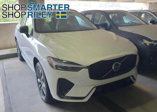 2025 Volvo XC60 B5 Core