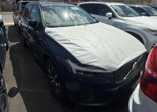 2025 Volvo XC60 B5 Core