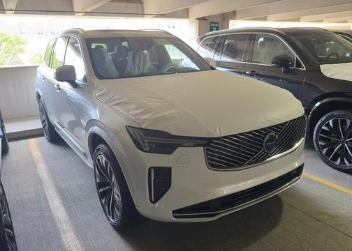 2026 Volvo XC90 B6 Plus 7-Seater