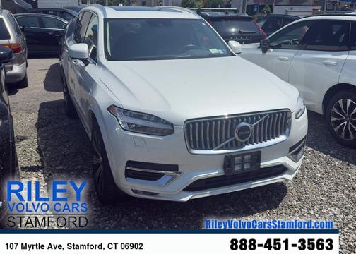 2022 Volvo XC90 T6 Inscription 7 Passenger